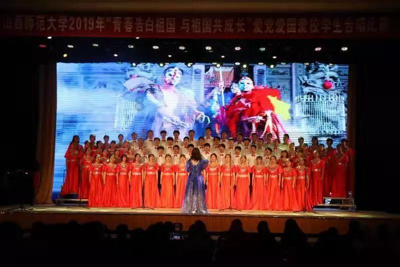 写对联、送“福”字……南京月牙湖街道居民花式迎新年